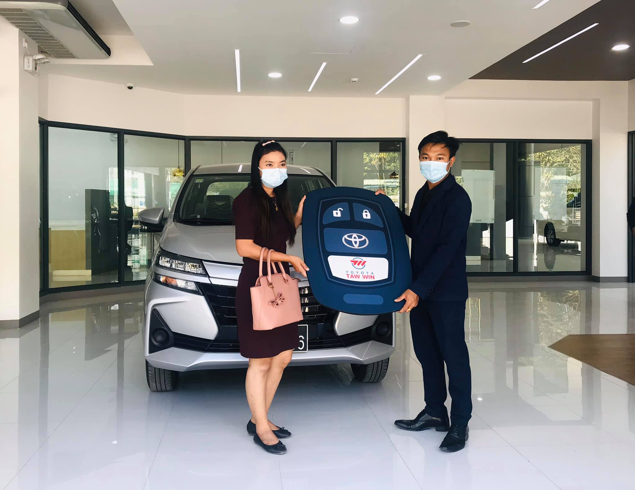 Toyota-Myanmar-Sales dealer2